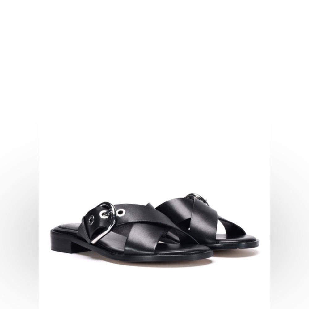 Michael Kor’s Black  Cooper Leather Sandals Size 7.5